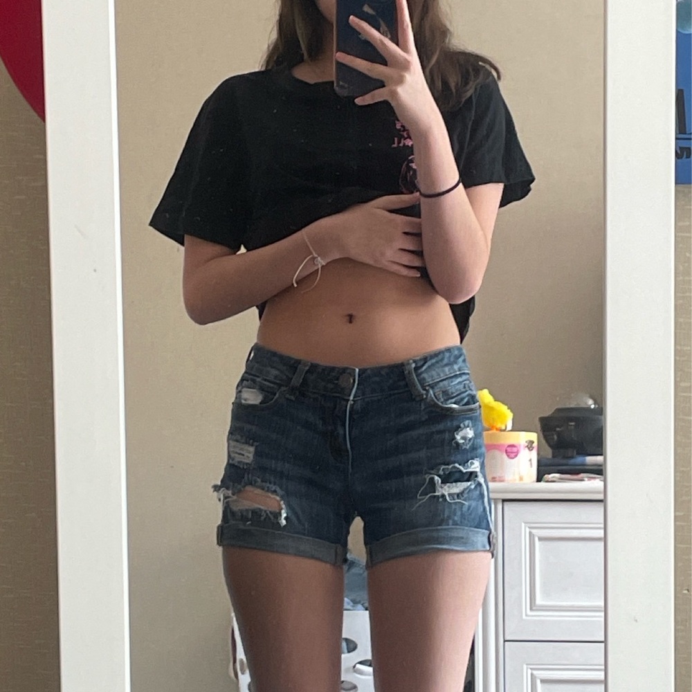 Ripped shorts